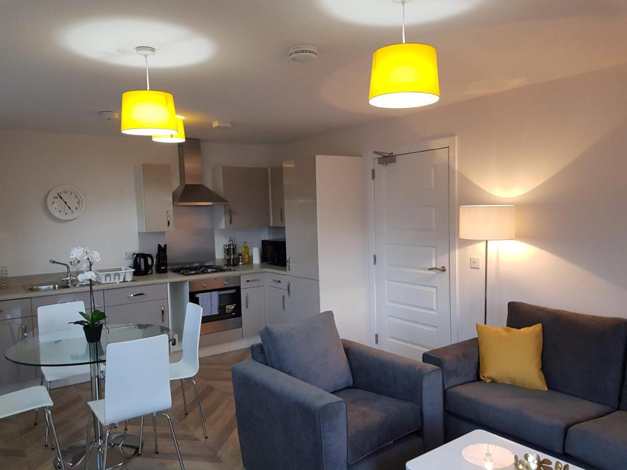 סטירלינג 1 Royal View Apartments מראה חיצוני תמונה